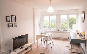 ESPACE 400 - Cosy, lumineux, vue sur la ville - TV&WIFI